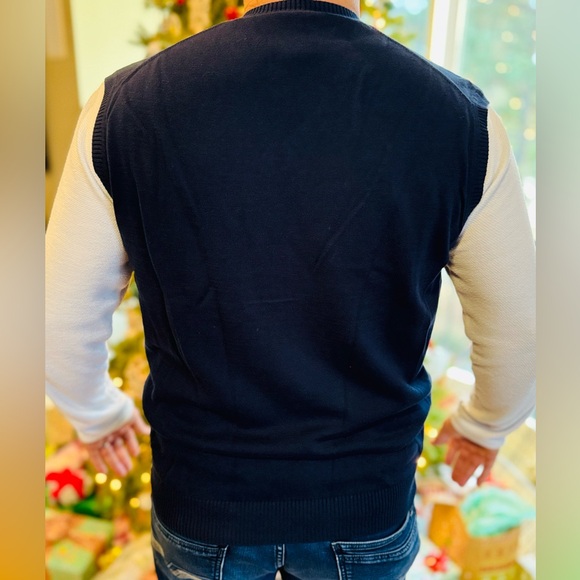 🟦JoS. A. Bank 🟦 navy blue men’s sweater vest🟦 size large 🟦 - Picture 2 of 10
